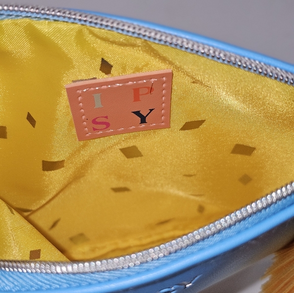 4 NEW IPSY BAGS, PURSE, WALLET, CLUTCH, BEACHY, (CARRY PHONE) MAKEUP GIFT. - Picture 9 of 11